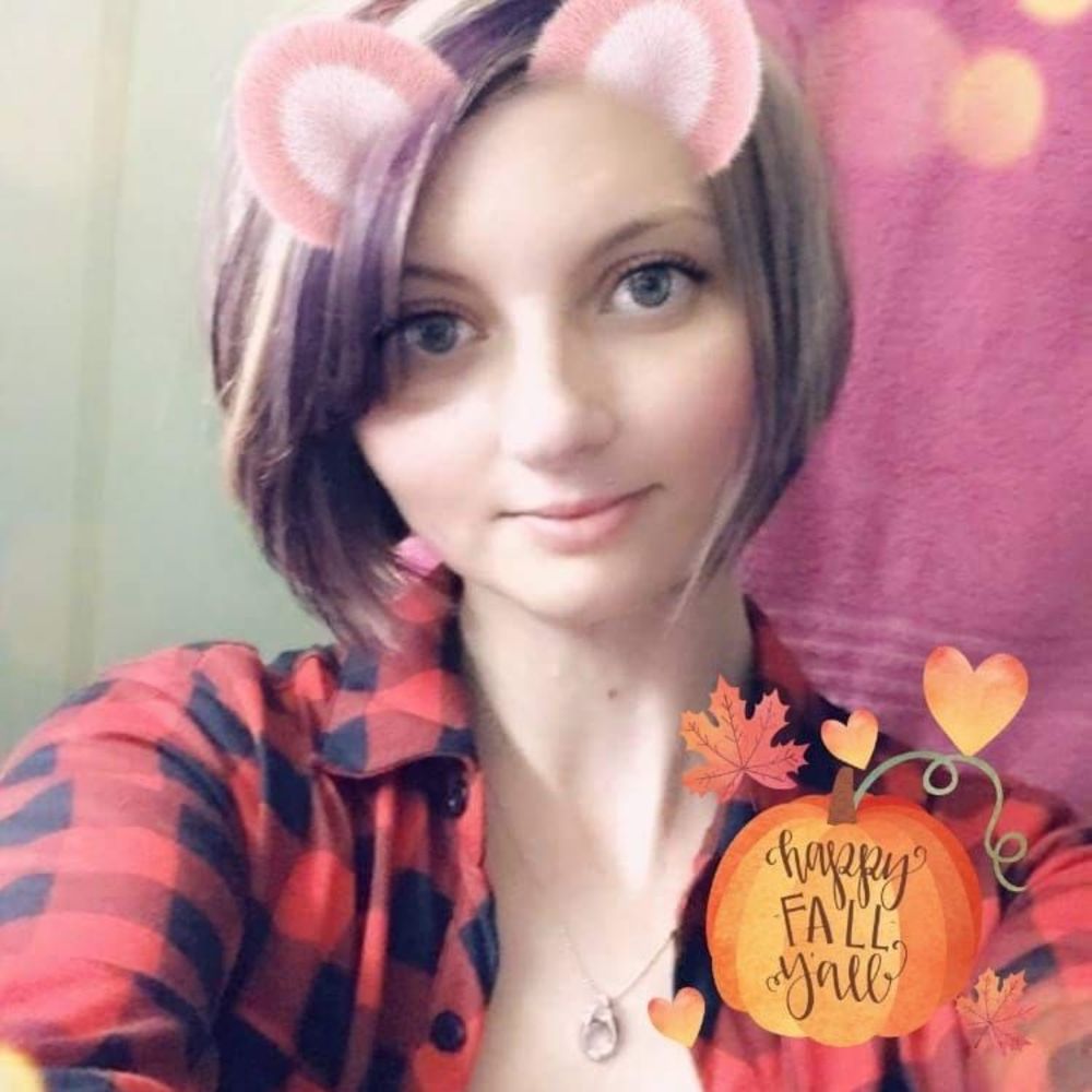 Meet your Posher, Cassie